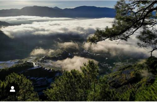 Un paisaje natural cerca of the bed and breakfast