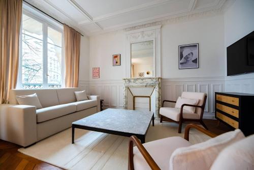 TBS 317 - Apartment close to Eiffel Tower