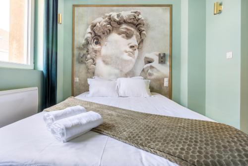 L'Antique Plaza, Appartement atypique et unique avec balnéo, proche centre et plage