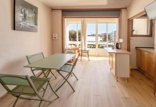 WELCS ESTUDIO 449 EMP cerca del mar
