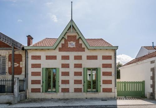 maison proche du marche - 8798