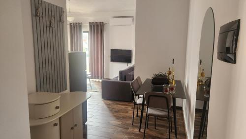 Hasanaj Guest House 1