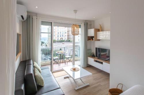 #26 Staywizus - Idealy located flat AC 2mins walk to Sea balcony