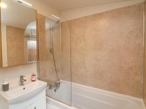 Koupelna v ubytování Kingfisher Lodge 36