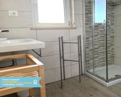Gallery image of VIVA4 - Numana, nuovo trilocale in villa con piscina in Numana