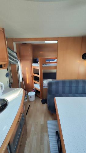Η κουζίνα ή μικρή κουζίνα στο Aurora Camper
