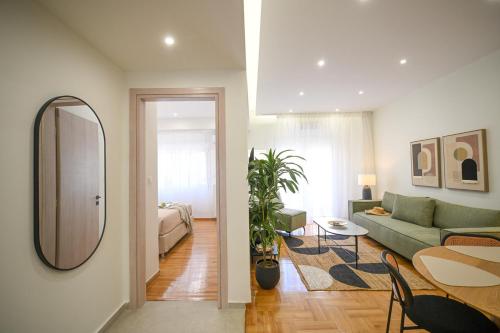 LIV - Marvelous Apartment Near Acropolis