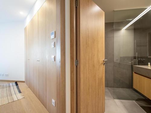 Liberdade Superb Apt with AC Elevator Garage