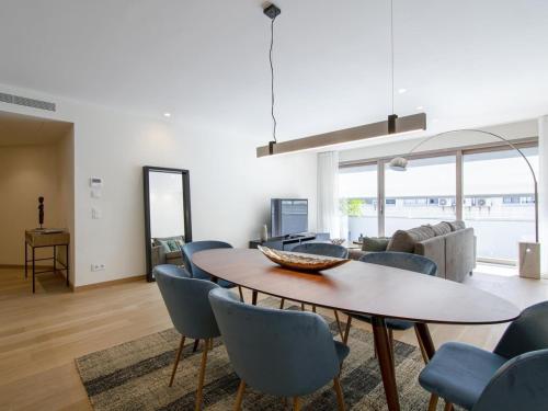Liberdade Superb Apt with AC Elevator Garage