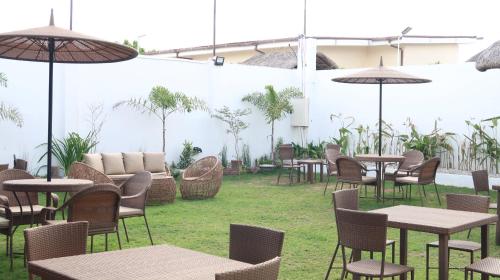 Zahrada ubytování Villa Laetisha Beach Resort