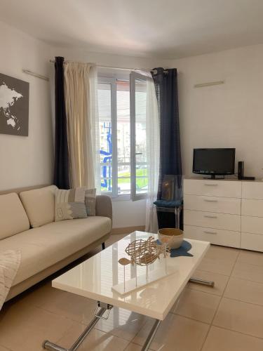 Perfect Studio Nice Beach Airport photo 6