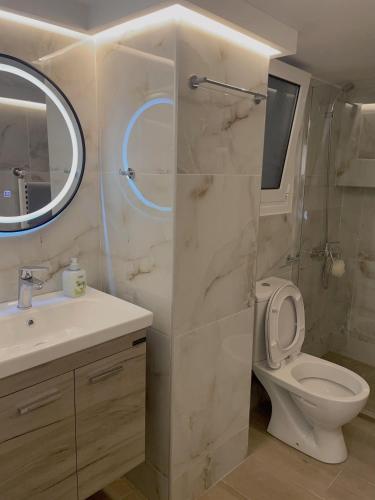 Bluebay Cozy Aparment 8