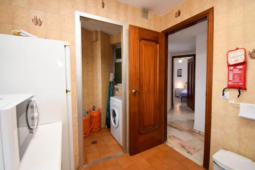 Ref 257 Apartamento en primera línea de playa con impresionantes vistas al Mediterráneo