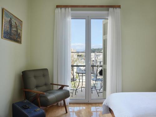 Stunning-Classical 1bd apartment