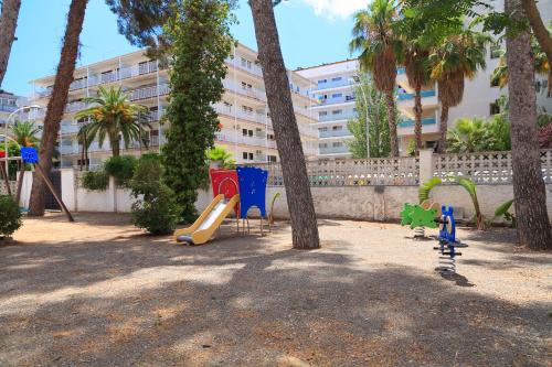 UHC Arquus Apartments