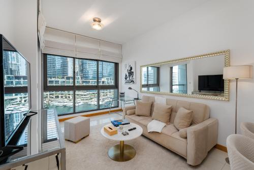 Iris Blue, Dubai Marina - Mint Stay