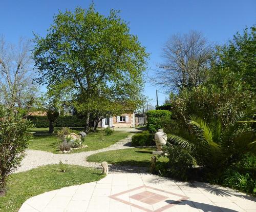Gite de la Bastide de Mongiraud - à Proximité de Nombreux Sites Touristiques - Bassin D'Arcachon et Châteaux