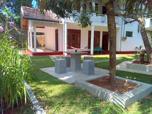 Zahrada ubytování Lakithi Villa
