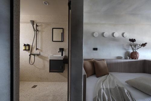 Una cama o camas en una habitación de 山午 雲在屾房