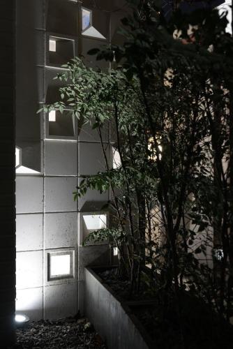 Un jardín fuera de 山午 雲在屾房