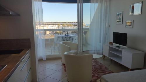 Le cap d'agde quartier naturiste Héliopolis E