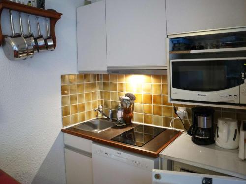 Studio Familial 6 Pers. - Balcon Sud, Accès Pistes, Proche Commerces - FR-1-322-545
