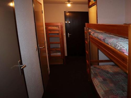 Studio Familial 6 Pers. - Balcon Sud, Accès Pistes, Proche Commerces - FR-1-322-545