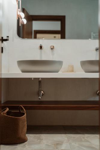 iKu Urban Apartment
