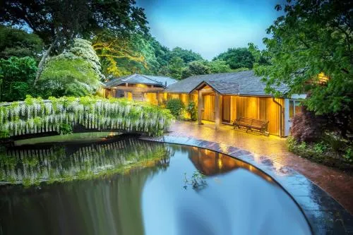 Pinetum Garden Cottages