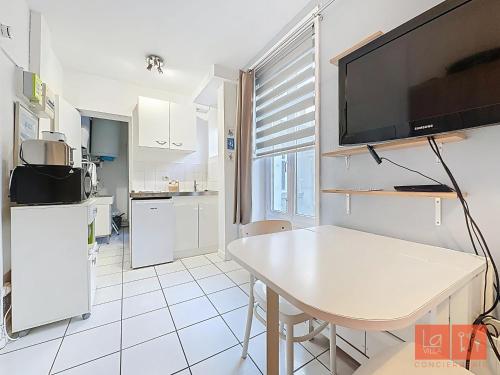 Joli Studio proche plage et centre avec parking