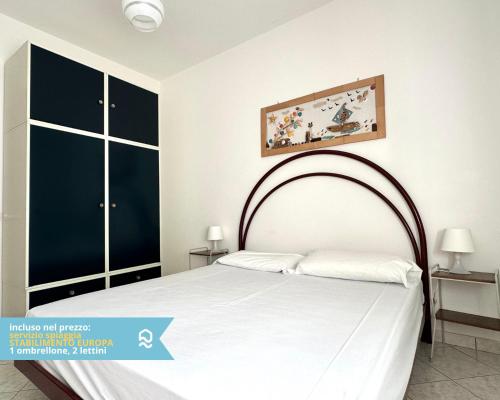 Postel nebo postele na pokoji v ubytování RS321 - Marcelli, trilocale fronte mare con spiaggia inclusa