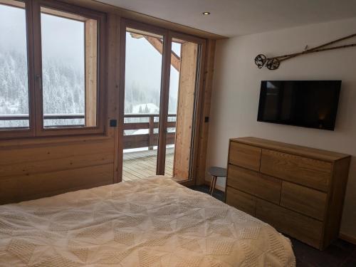 Posteľ alebo postele v izbe v ubytovaní Appartement Bois Colombes Châtel Réservation