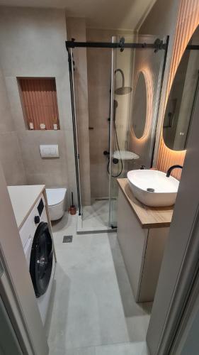 Iconic1 Luxury Apartment Thessaloniki
