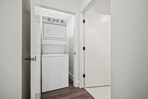 Φωτογραφία από το άλμπουμ του Our Suite Mountain Haven Pt C104 Wkly Disc σε Spurlock