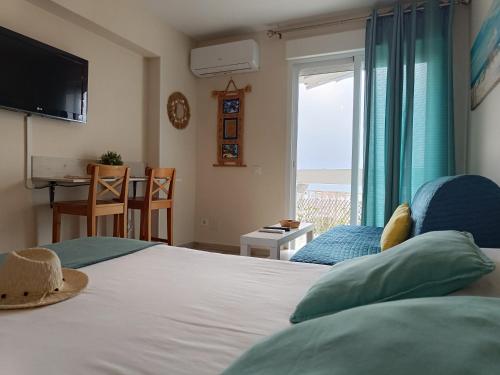 Posteľ alebo postele v izbe v ubytovaní Acuario Benalmádena