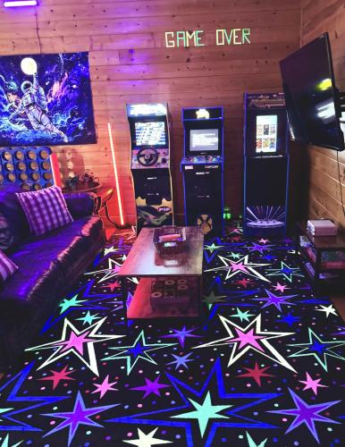 Summer Special! NERF Party, Pool, HotTub, Pet Friendly photo 81