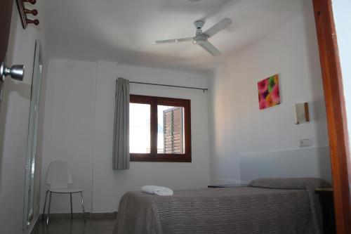 Gallery image of Hostal Las Nieves in Ibiza Town