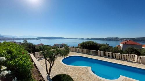 Residence Villa Irena Apartments