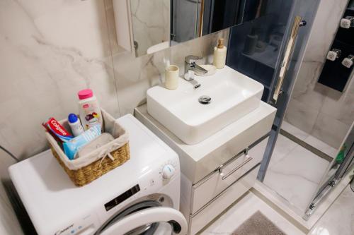 Ein Badezimmer in der Unterkunft Duma Apartment