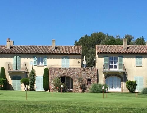 Appartement sur le Golf de Saint Endréol,spa,piscine