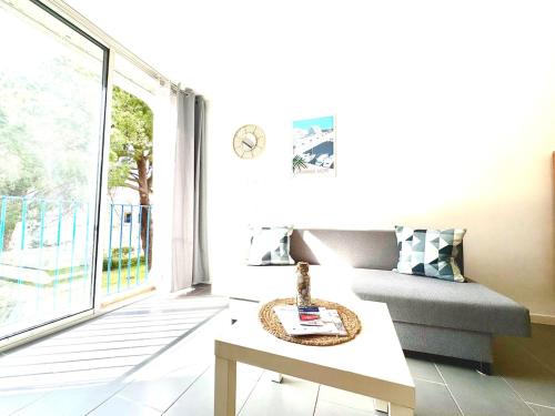 Entre Étang et Mer - Parking - Cadre Verdoyant