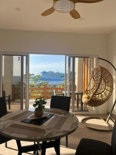 Gallery image of Vista al mar alojamiento familiar Villa Palmetto in Gravel Bay