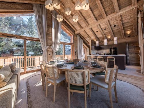 Penthouse de luxe avec terrasse, sauna et bain nordique, 5 chambres - FR-1-613-123