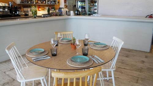 Nápoje v ubytování Sercotel Kalma Sitges