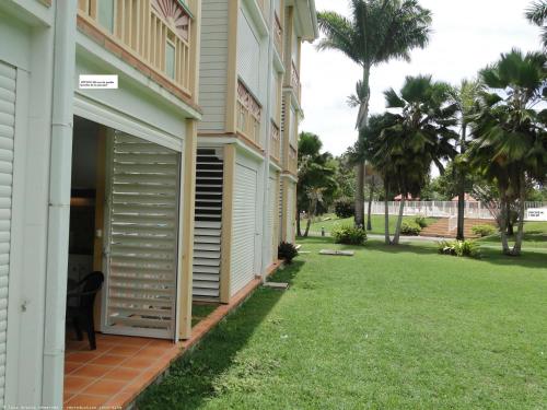 Taman di luar Studio Corail Rez de Jardin