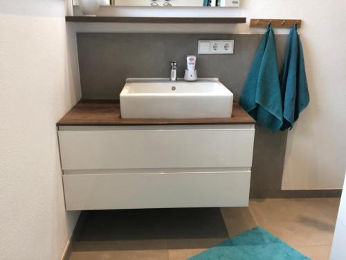 Φωτογραφία από το άλμπουμ του Fünf Rosen Boutique Apartment - Bio-Ferienwohnung am Staffelsee im Blauen Land σε Uffing