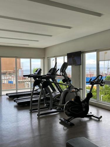 Fitness centrum a/nebo fitness zařízení v ubytování Ethan's Condotel