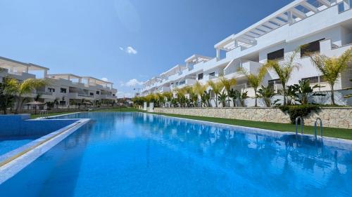 SUNNY HILLS mediterranean style apartment