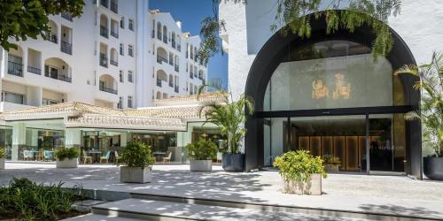 Banus Beach Studios