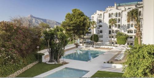 Banus Beach Studios